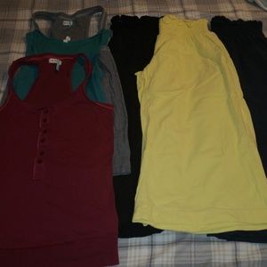 Lot of 3 tanks & 3 linen capri pants old navy